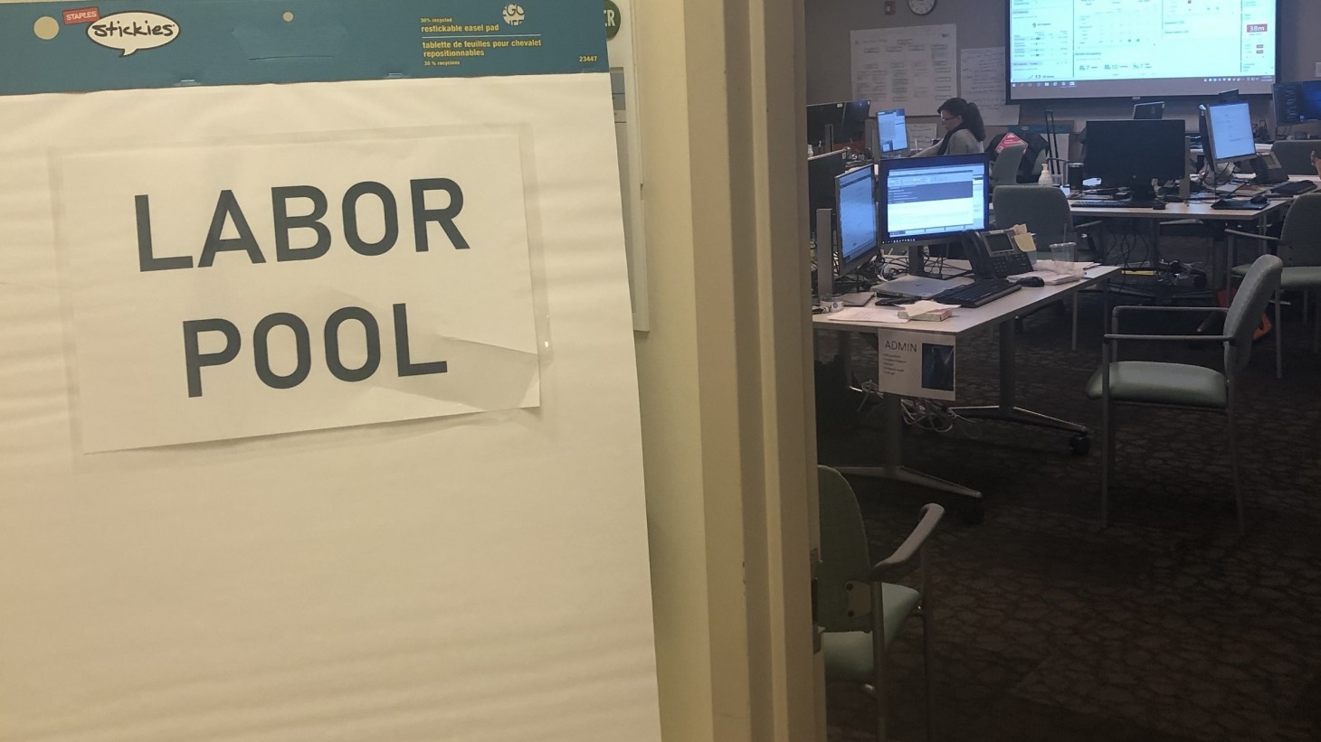 sign reading labor pool